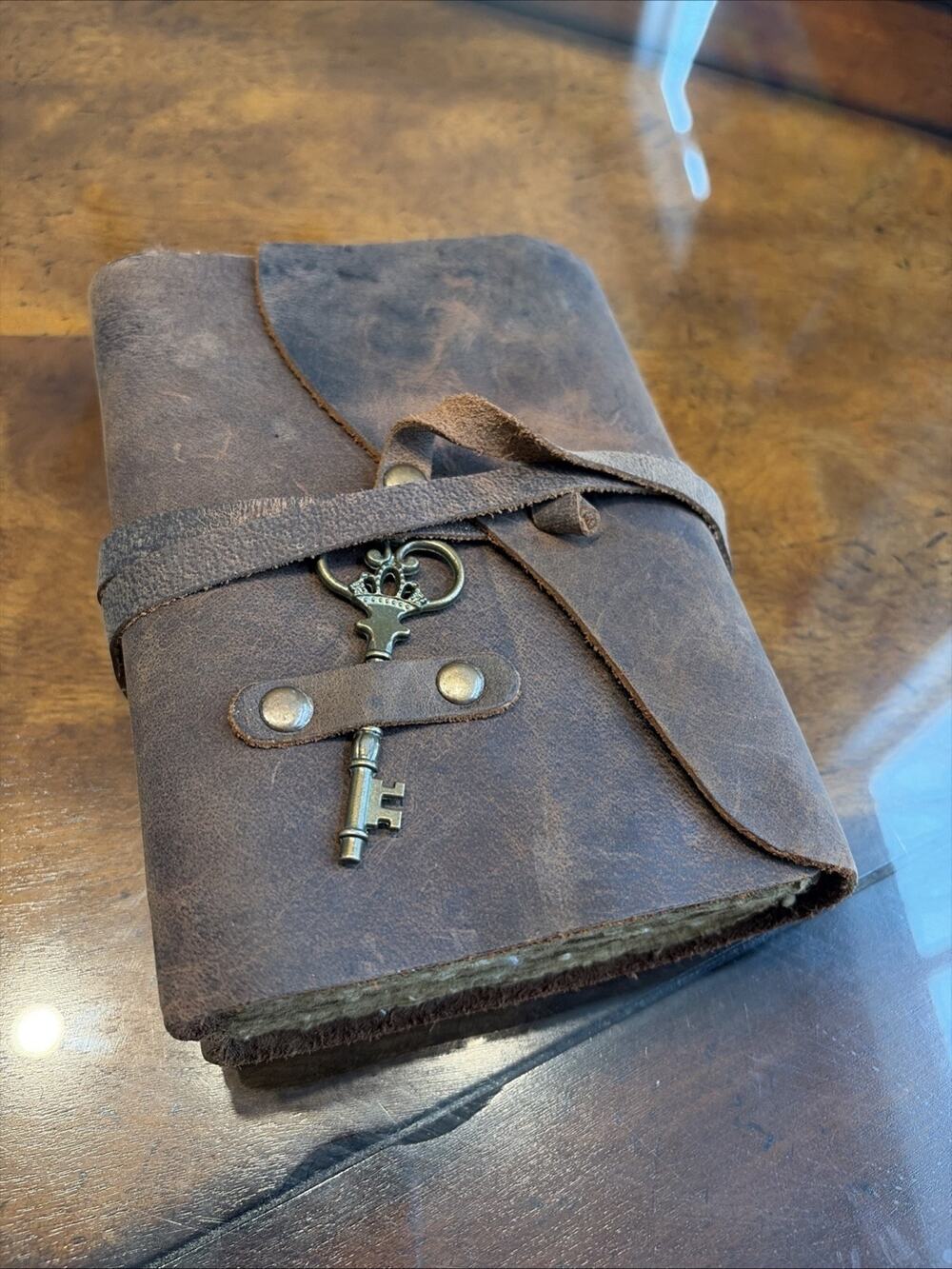 Cuero Vintage Leather Journal - Handmade Refillable Leather Bound Notebook 4 x 6
